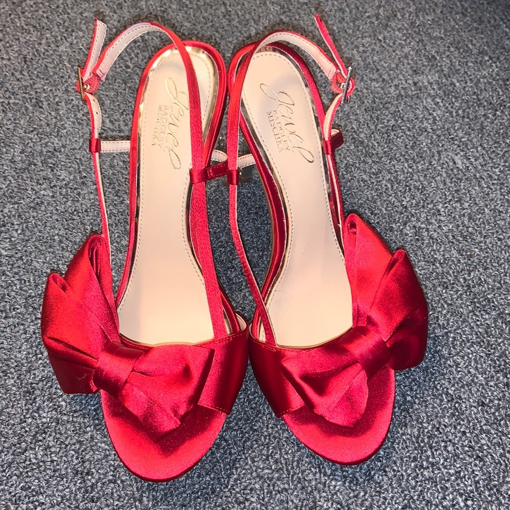 Jewel Badgley Mischka Heels